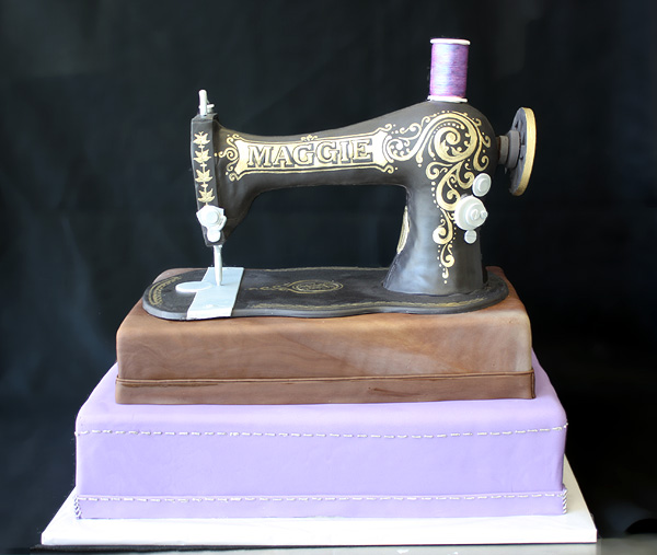 Antique Sewing Machine Cake