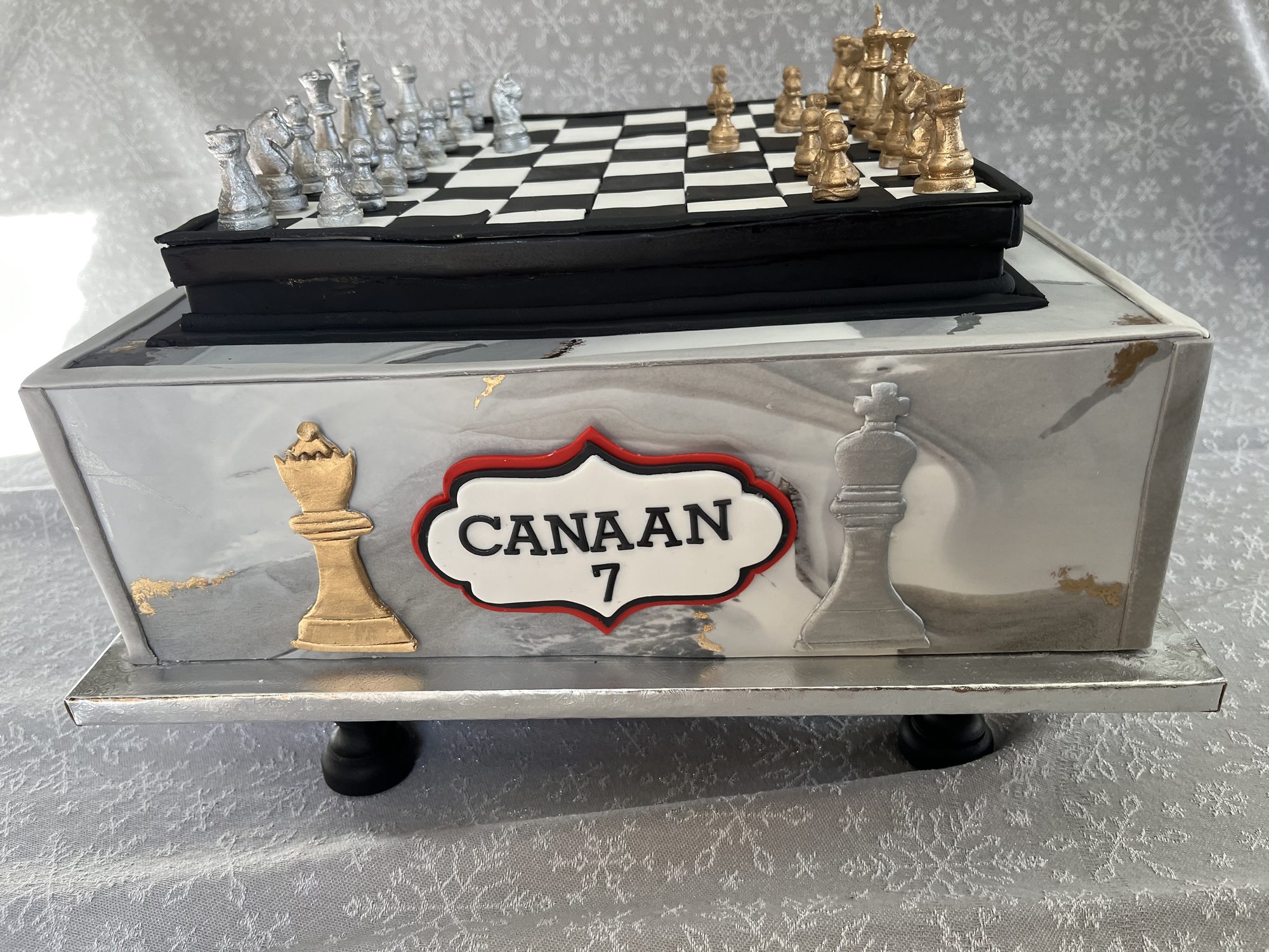 Mirrored chess set cake